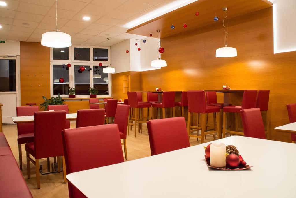 Motel Welog Rast Ilz Extérieur photo
